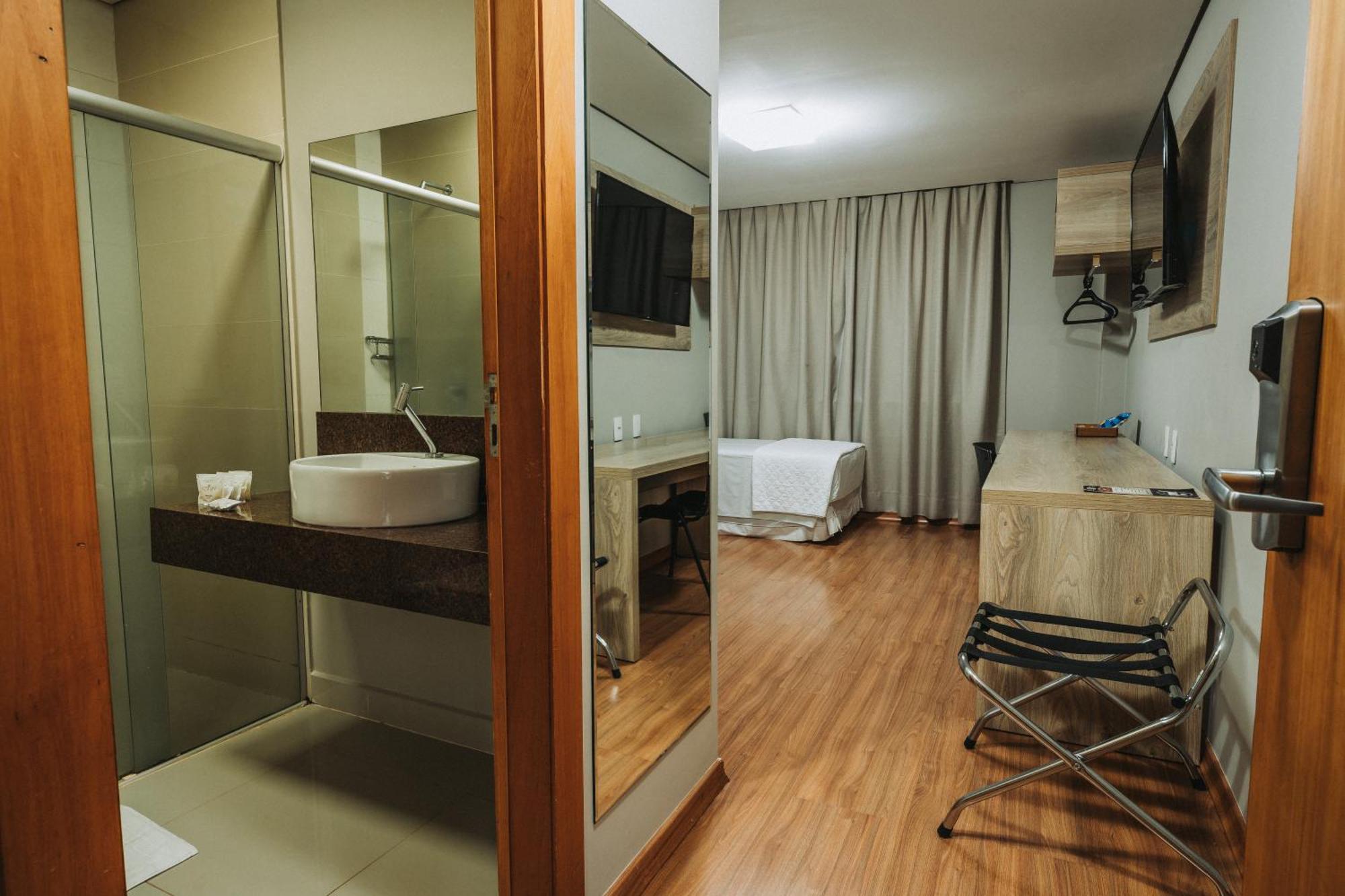 Catuai Hotel Cacoal Ngoại thất bức ảnh